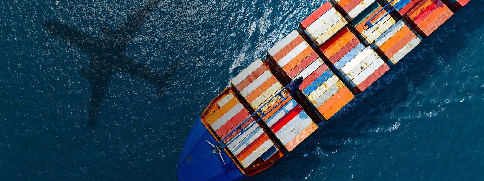 Sea Freight vs Air Freight: Which Is Right for Your International Move?