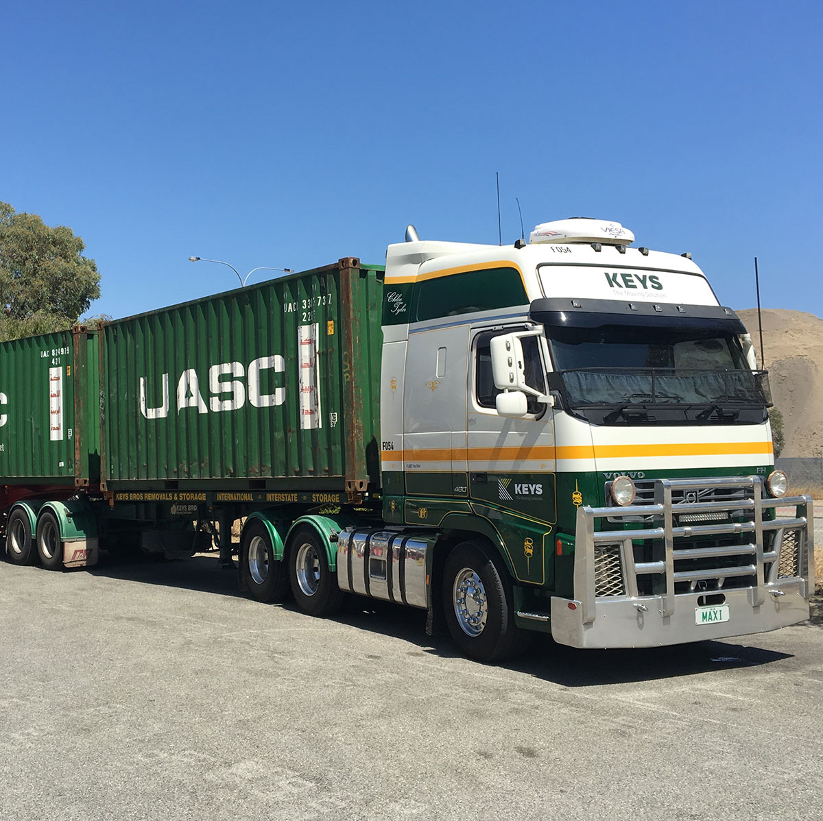 Maxi's Truck3